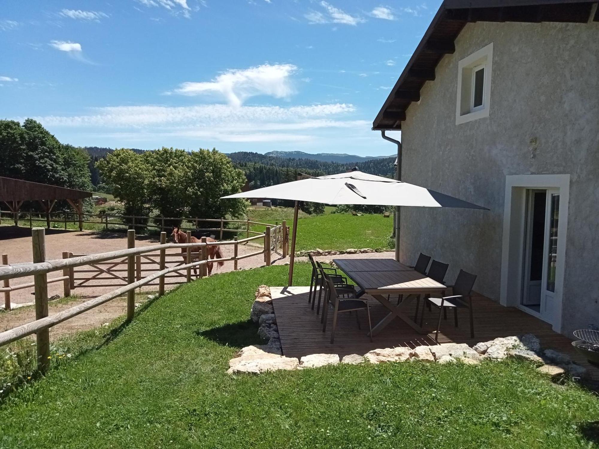 Gite Des 3 Marches Lamoura Exterior photo